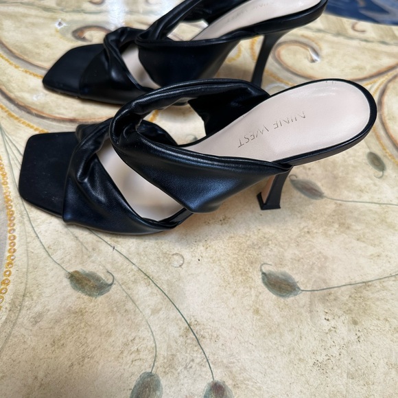 Nine West Black Twist-Front Heels - Picture 3 of 7